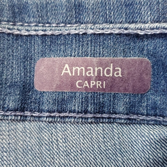 Capris - Picture 5 of 7